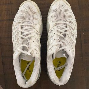 Women’s ASICS  Tennis court shoe